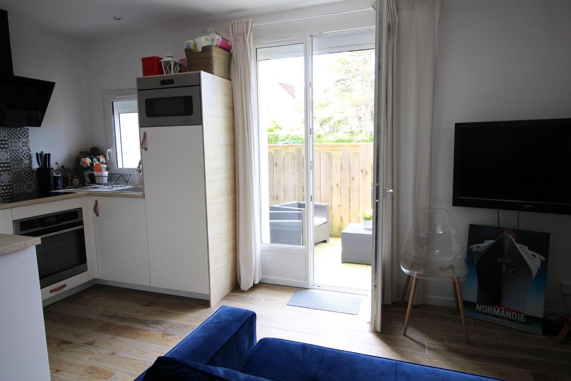 Appartement Avec Terrasse Privee, Plage A Pied Saint-Aubin-Sur-Mer (Calvados) Exterior foto