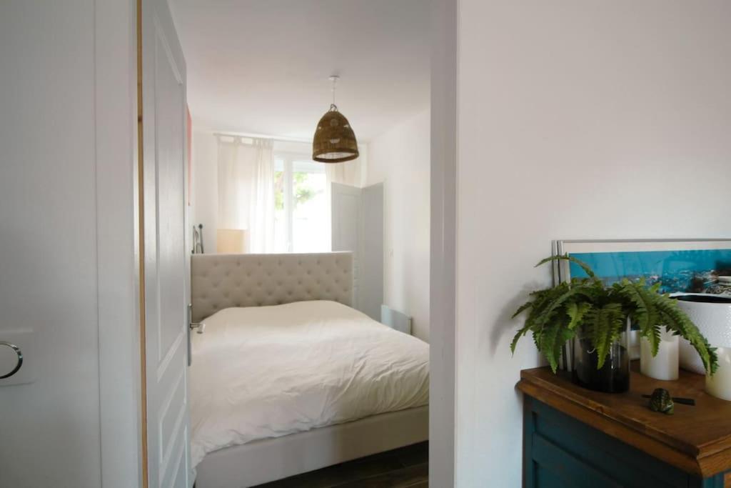 Appartement Avec Terrasse Privee, Plage A Pied Saint-Aubin-Sur-Mer (Calvados) Exterior foto