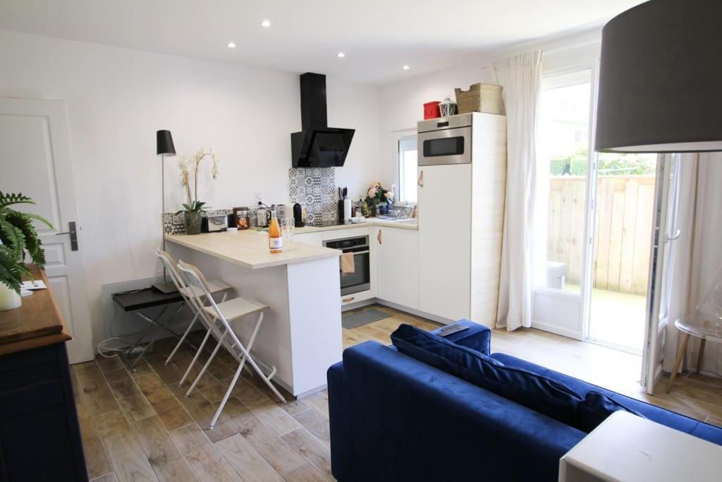 Appartement Avec Terrasse Privee, Plage A Pied Saint-Aubin-Sur-Mer (Calvados) Exterior foto
