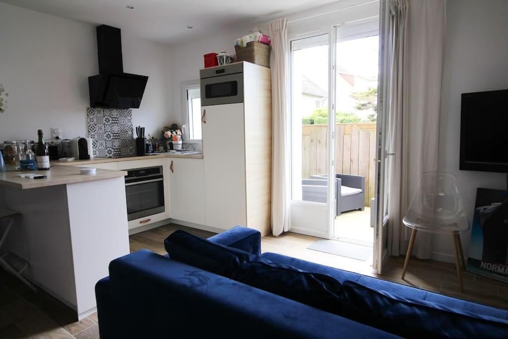 Appartement Avec Terrasse Privee, Plage A Pied Saint-Aubin-Sur-Mer (Calvados) Exterior foto